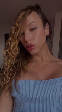 Roxanne - Foto 8676de91-6804-416d-b7ad-0279c85008eb