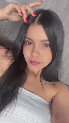 Cali Laura - Foto 8d4a5eea-47f3-4afc-a43c-eec607fd27d0