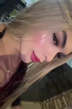Zoe Valentina - Foto 94bd96f8-9201-4180-a7c5-b92f17449fc1