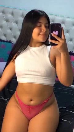 Zury - Foto 9d29e3fc-f2a0-45c4-b228-88d57905110c