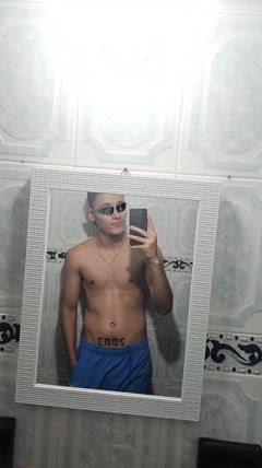 Angel - Foto b5d9b98e-baef-483a-863a-c665d2c70d5e