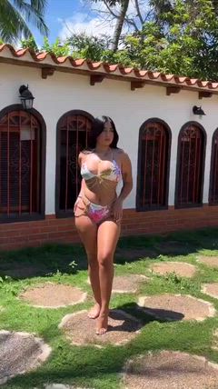 Lili - Foto bf0e346f-730f-47fe-883e-be309c7542ae