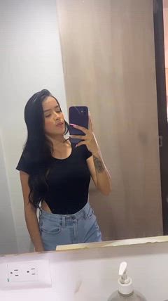 Karla - Foto cf8356a3227445a9a52d365c4dea9a16