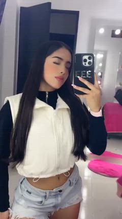 Valentina - Foto e9706492-fb5d-4405-aa26-7142c66a1858