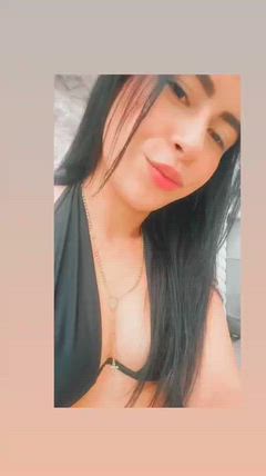 Mishelle - Foto f7f1d3c0-1723-498f-ab4a-fb26f51b6985