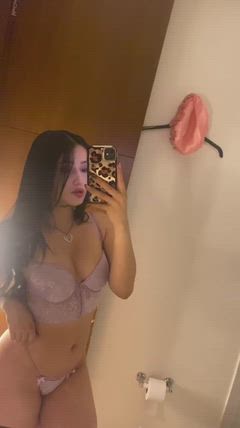 Ericka - Foto ffdb62a4-2354-437d-a747-eb57111747a9